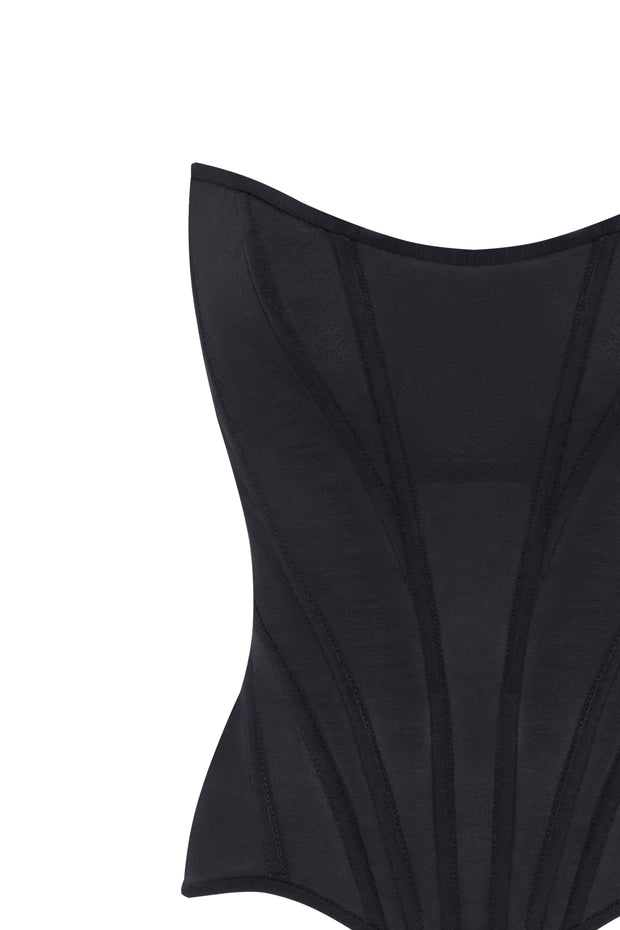 Chic low-waist black fitted corset