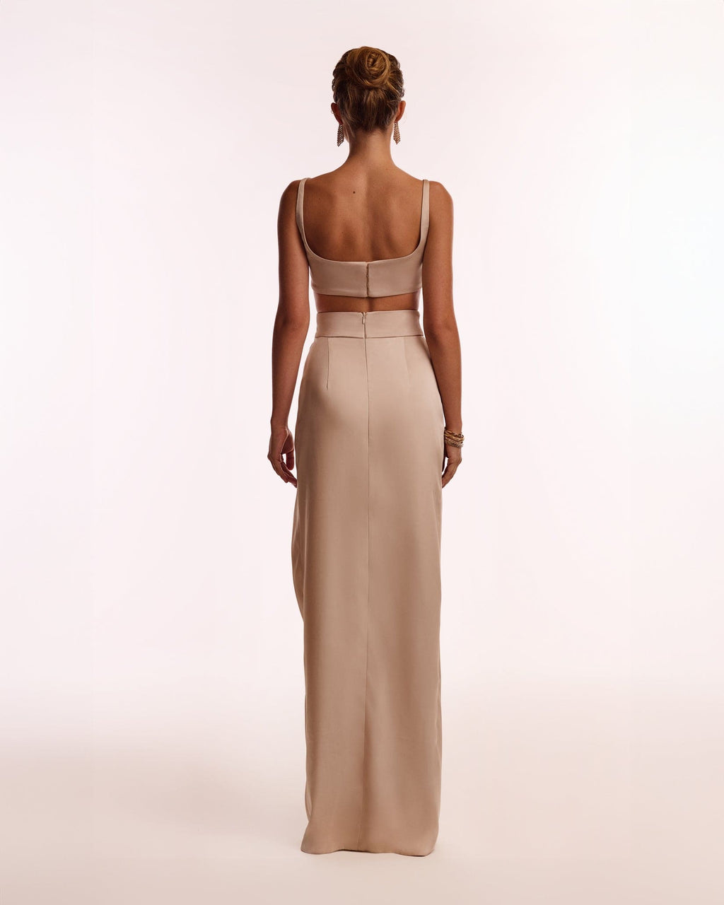 Refined high-waisted maxi satin skirt with a slit