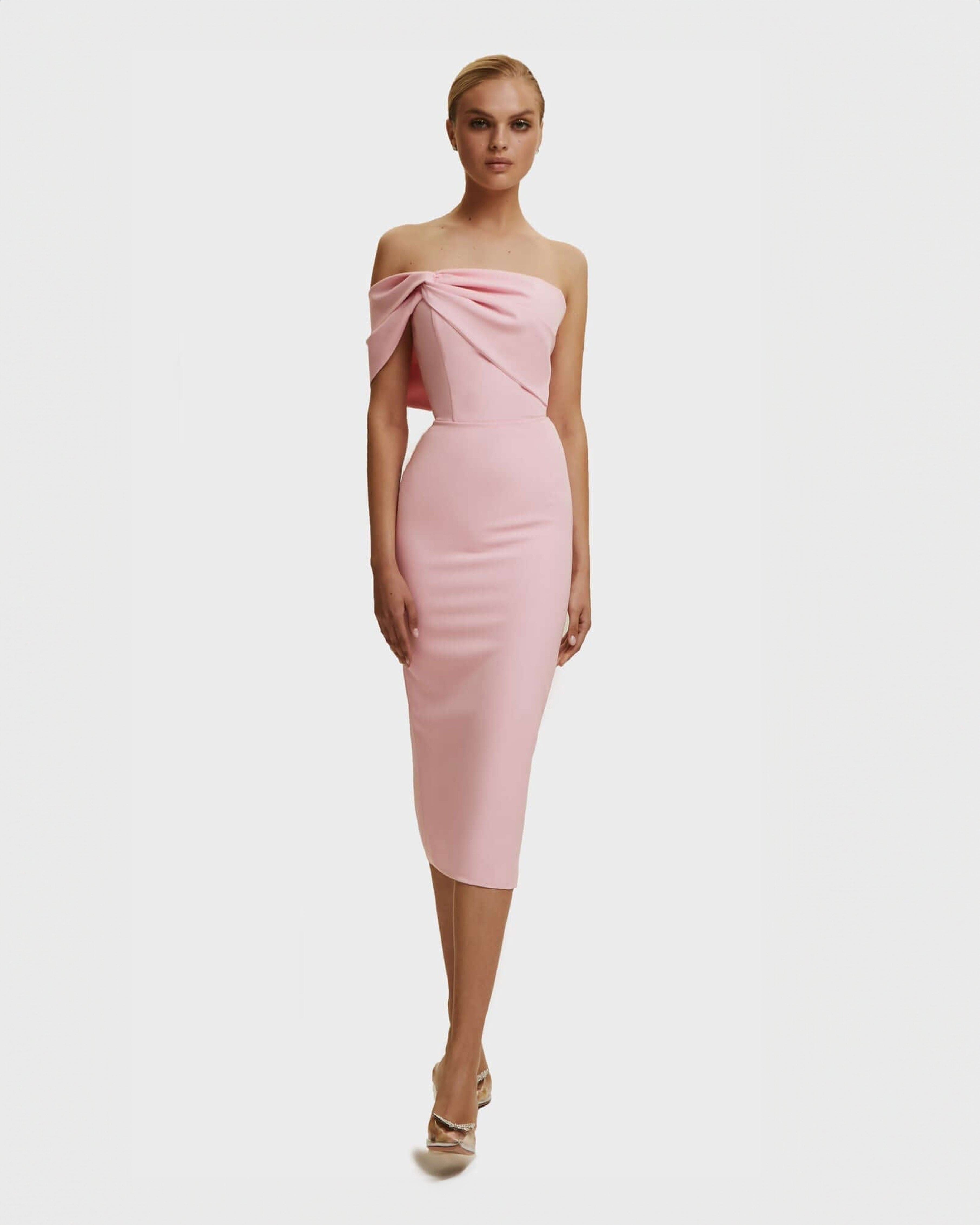 Pink Classy midi dress with open neckline