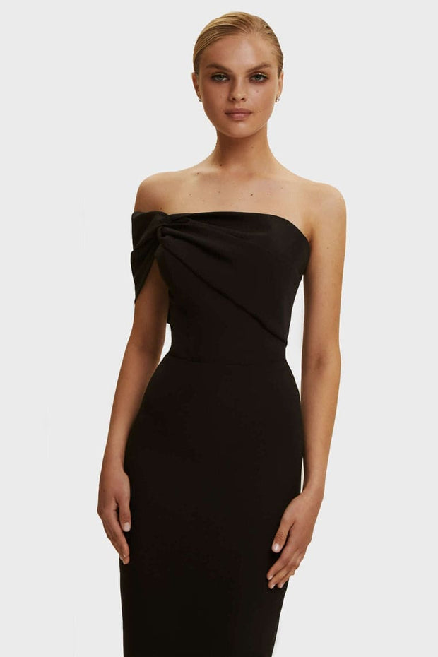 Black Classy midi dress with open neckline