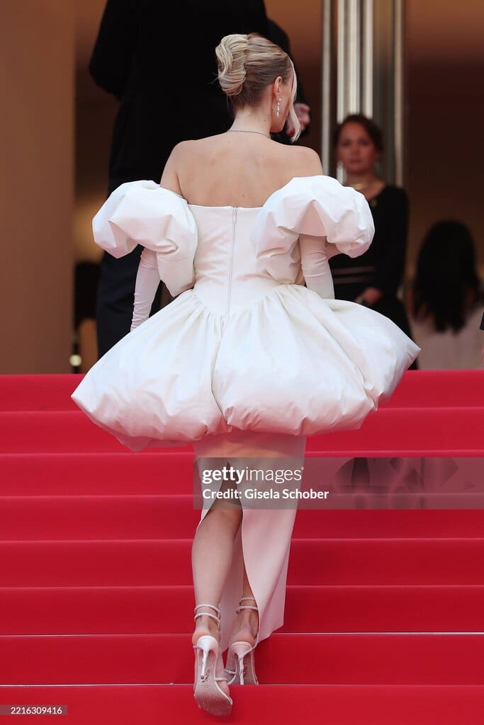 Glamorous taffeta mermaid dress in white